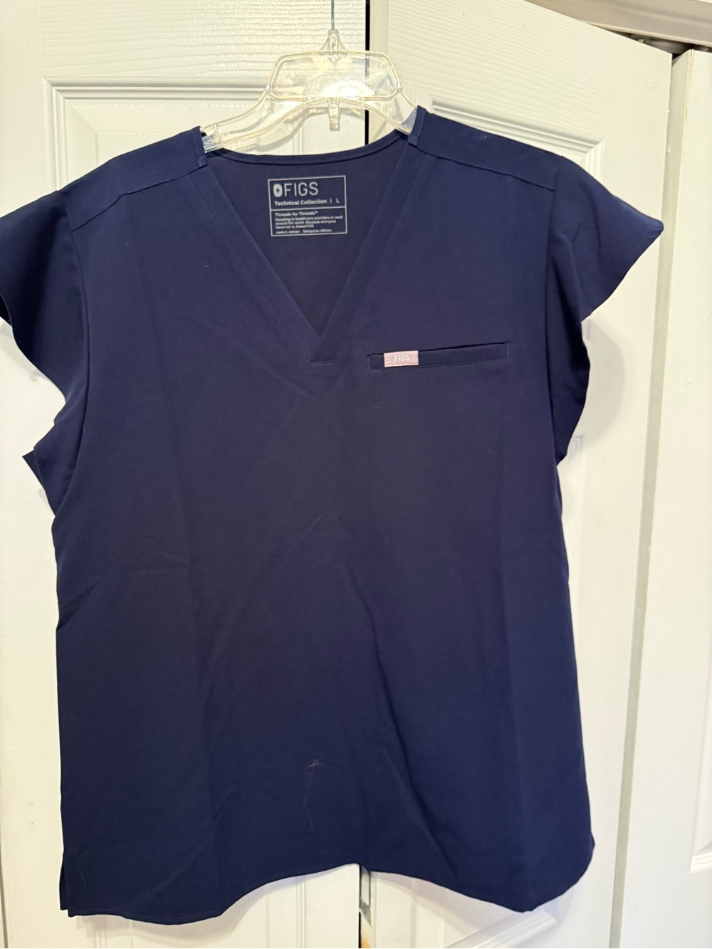 FIGS Navy V-Neck Short Sleeve Scrub Top
